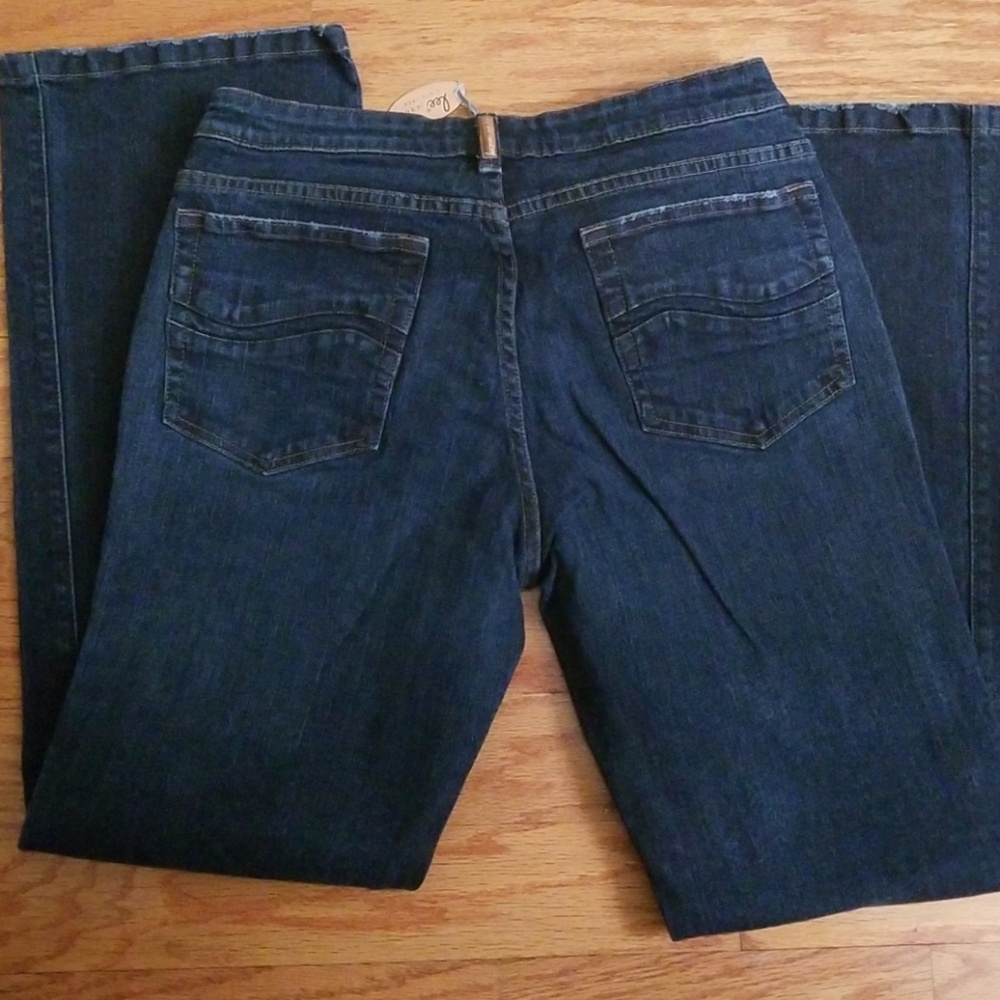Pants - Picture 3 of 6